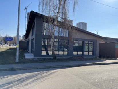 Оренда фасадного приміщення Киев