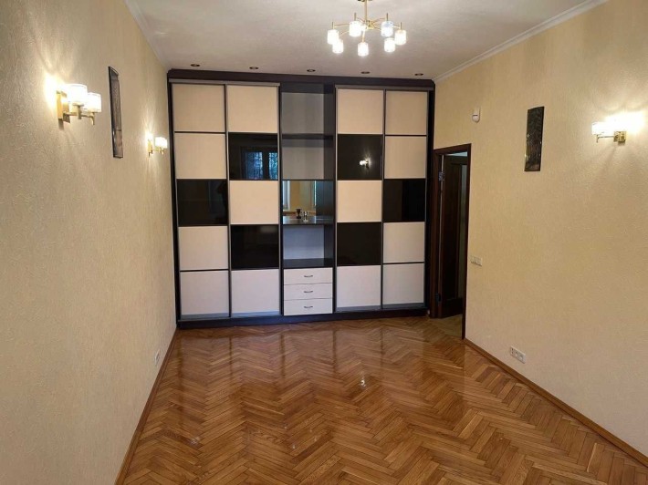 Оренда офісу біля ЖК Новопечерські липки, ст. м. Звіринецька! - фото 1