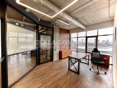 Оренда офісу із шикарним виглядом на центр столиці, НСК Олімпійський.. Киев