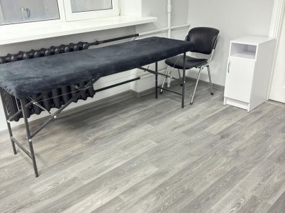 Оренда кушетки , робочого місця для майстра з нарощення вій Житомир