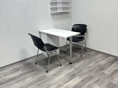 Оренда робочих місць для майстрів манюкюру та нарощення вій Житомир