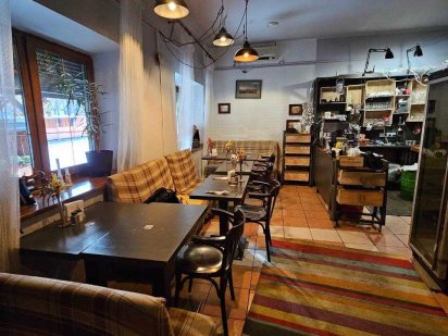 Аренда кафе Центр с оборудованием и мебелью Дніпро