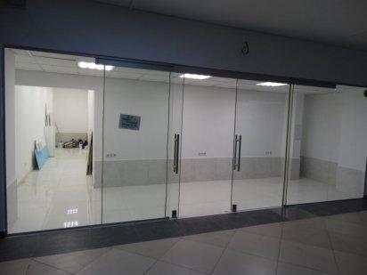 АРЕНДА (ПРОДАЖА) помещения 28м2 в торговом центре Мега-Сити. Киев