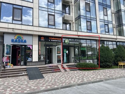 Оренда комерційного фасадного приміщення бул. Слави, ж/м Перемога Днепр
