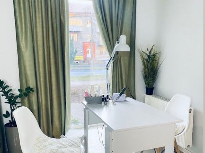 Оренда місця в салоні