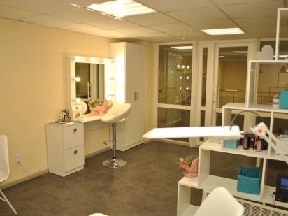 оренда робочого місця бровиста/візажиста/нарощення вій Житомир