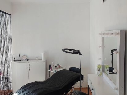 Аренда анатомической кушетки и визажного зеркала Дніпро