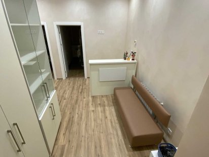 Стоматологічний кабінет по вул. Воскресенська, у м. Дніпрі Дніпро