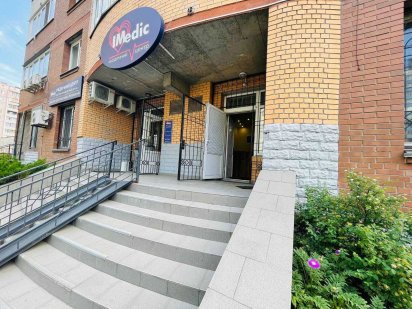 Зніміть приміщення 70 м, фасад, Позняки, Григоренко 13б Київ