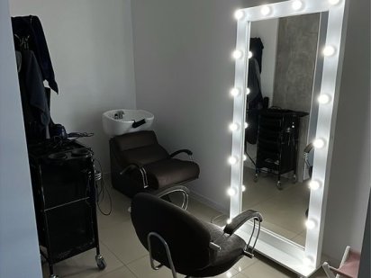 Здається місце для перукаря Вінниця