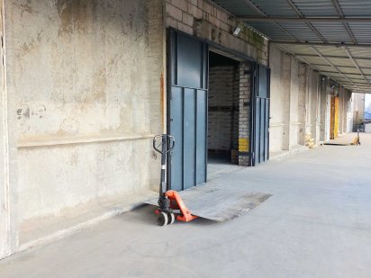 Рампа. Сдам капитальный склад 1200м2. Левый берег. Дніпро