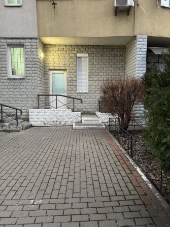 Нежитлове приміщення, Дніпровська набережна, осокорки - фото 1