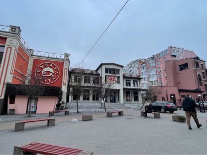 Оренда 70 кв.м, Верхній Вал, 30, фасад Київ