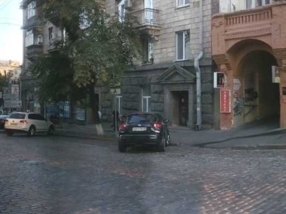 Без % салон, студія, офіс Центр Прорізна 9, фасадний вхід Київ