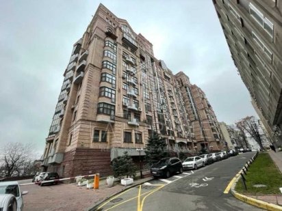 Оренда Офіс 175м2,вул.Паторжинського,Центр,метро Золоті ворота,Паркінг Киев