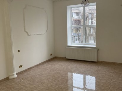 Оренда офіса, Вул. І.Акінфієва 18 центр Дніпро