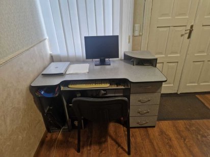 здам місце в офісі (стіл) без посередників Житомир