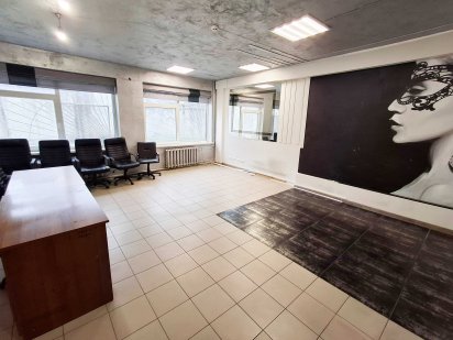 Аренда офиса 41м2, Центр 1-й эт Дворец Украина, Новопечерский переулок Киев