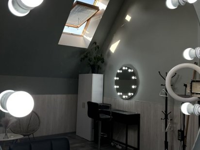 Аренда места бровиста / кушетка / стол визажиста Дніпро