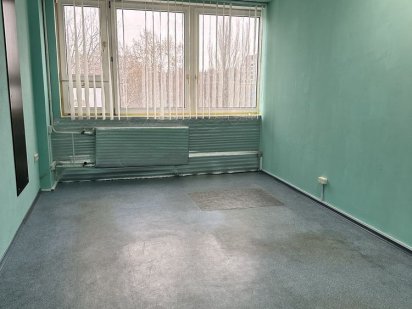 Здам кабінет з водою.