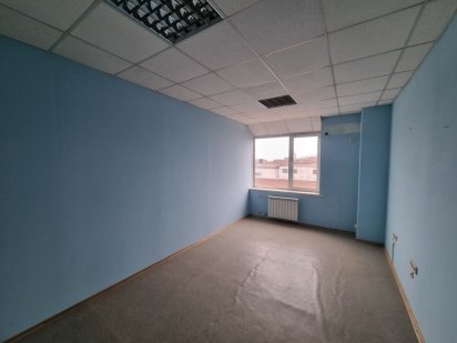 Аренда офисов, р-н Каховской, правый берег. От 18 до 350 кв.м