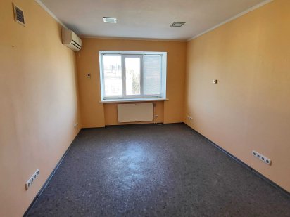 Оренда приміщення напроти ДК Довженко пр. Соборний буд. 180-А