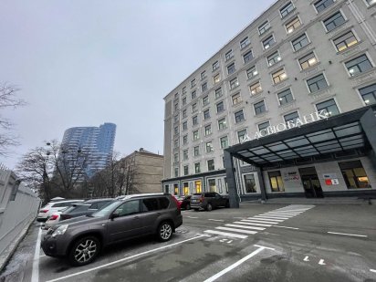 Офіси на Міхновського (Др.народів), 19 біля метро Звіринецька Київ