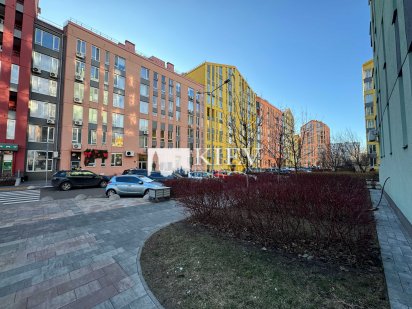 ФАСАД  оренда приміщення Комфорт Таун 73м2 Київ