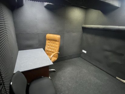 Собственник! Аренда кабинет 6м2 вокала, музыки, геймера Левобережная Київ