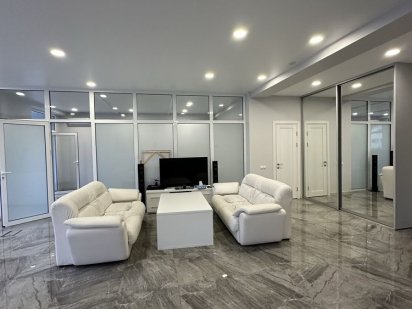 Здам офіс в центрі! Лесі Українки 7а метро Кловська Печерський гулівер Киев