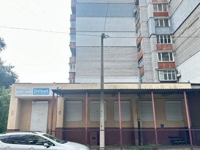 Сдам 154,4м ж/м Красный камень, во дворе, от АТБ 200м Дніпро