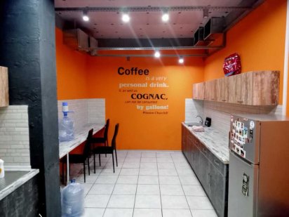 Супер! Центр. 1 эт фасад. кабинеты.