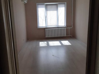 Оренда приміщення, Ж/Ф, 83 кв.м, 4 кабінети, ремонт, 2 поверх, с/у Київ