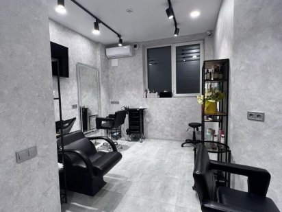 Сдам в аренду рабочее место парикмахеру или барберу, центр Дельмар Дніпро