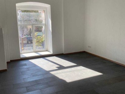 Центр! Приміщення 87 м² на вул. Симона Петлюри, 16/108 Киев