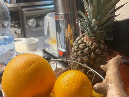 здам в оренду кафе центр Києва, ресторан  з обладнанням Киев