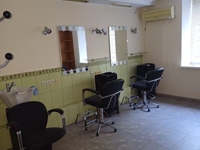 Сдам салон красоты