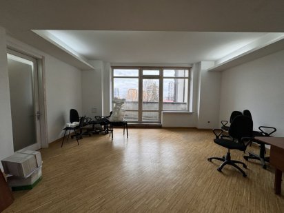 Оренда офісу з верандою Крутогірний узвіз, Баррикадна, Вернадского Днепр