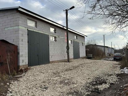 Оренда комерційного приміщення 220 кв (130кв і 90кв) Львів