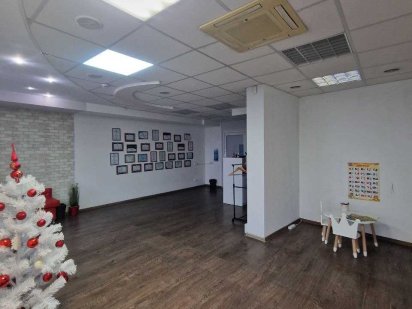 Дніпровська набережна 23, Осокорки, Рівер Молл, Позняки Київ