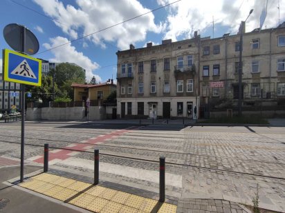 Оренда  Магазин, офіс, вул. Шевченка ,  23 м2.  Фасадний вхід Львів