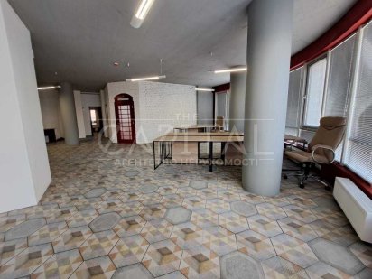 Оренда стильного офісу в Централ Парк Холл, вул. Антоновича 131 Киев