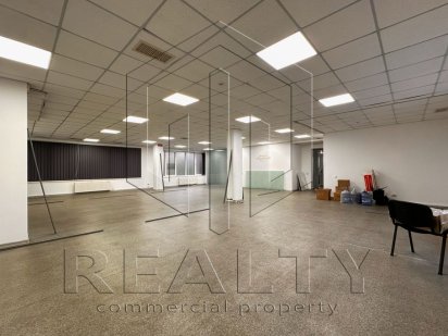 Сдам офис 300 м², Говорова, 2-й этаж, генератор, 10 $/м² Одеса