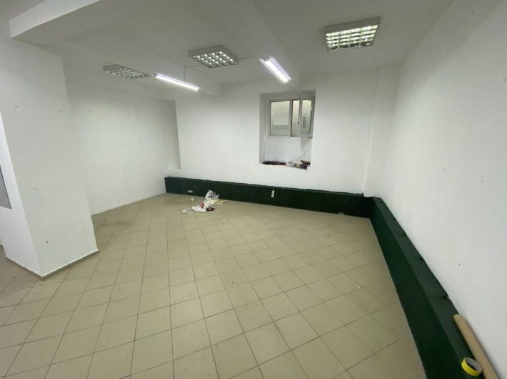 Магазин, Фасад, приміщення 135 м кв, Голосіївська, Васильківська 11/11 - фото 1