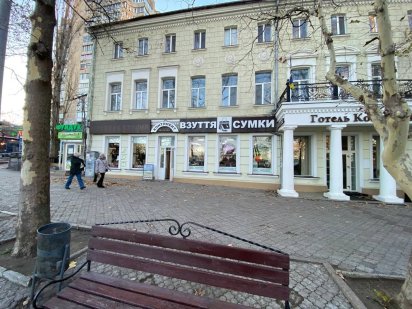 Соборная,место ТОП фасадное помещение 100м 1000грн Миколаїв