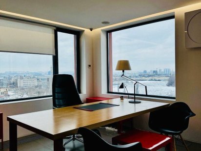 Сучасний офіс обладнаний меблями та технікою Поділ вул. Почайнинська Киев