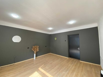 Оренда офісів біля Податкової (з генератором),280грн за м2. Львов