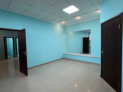 Оренда фасадного приміщення вул. Личаківська Львов