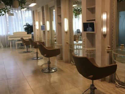 Сдам в аренду парикмахерское место Парк Победы ул.Говорова 18