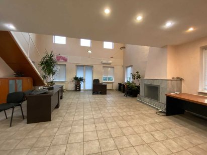 Сдам помещение, офис со своим входом 130 м2 Центр, ул. Философская Дніпро